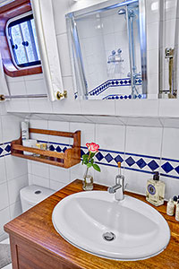 Gorgeous tiled bathroom